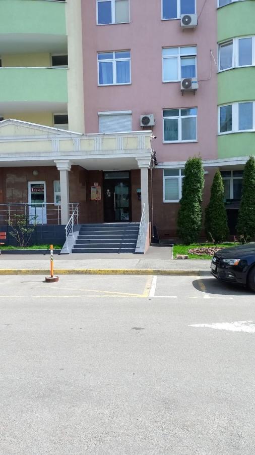 1 Поверх Ж К Паркові Озера Метро Дарниця Apartment Kiev Exterior foto