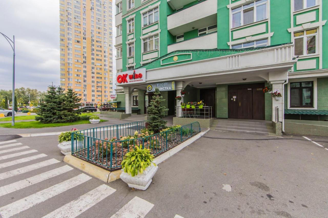 1 Поверх Ж К Паркові Озера Метро Дарниця Apartment Kiev Exterior foto